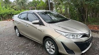 Toyota Vios màu Vàng cát 2019 bản 7 túi khí