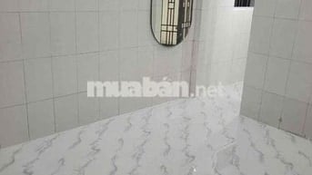 Cho thuê nhà hx hơi nguyễn xuân khoát 4x10m đúc lửng 2pn 2wc 7tr