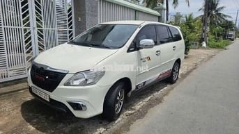 Toyota Innova 2016 J lên E Trắng