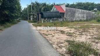bán đất siêu đẹp đg nhựa cổng kp4 hắc dịch,dt:6x28 nở hậu giá 1.1ty