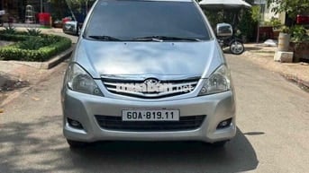 Toyota Innova G 2010 Bạc