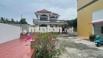 Cho Thuê biệt thự Q6  sân rộng đâu oto thoải mái cafe sân vườn  quán a
