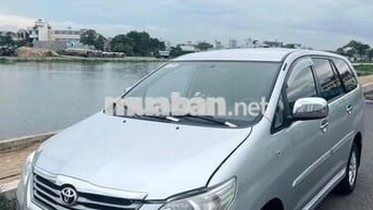 Toyota Innova 2013 Bạc Số sàn