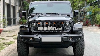 Jeep Wrangler Sahara 2023 Đen 3500km