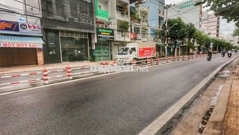 CHO THUÊ NHÀ NGUYÊN CĂN MẶT TIỀN NGUYỄN THỊ MINH KHAI 160m2