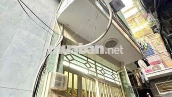 Bán nhà Quận 1 hẻm nhỏ Đề Thám – 2 Tầng 3PN 3WC – Giá Chốt 3,7 Tỷ