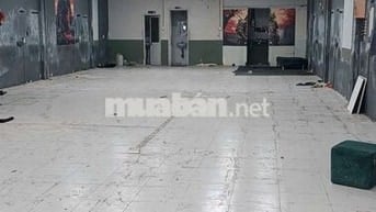 Cần cho thuê  mặt tiền Trung Mỹ Tầy  Q12 DT 8 x 24   giạ 25 triẻu TL