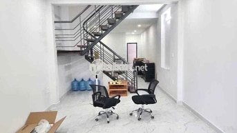 SÁT MẶT TIỀN LÊ VĂN LƯƠNG, QUẬN 7 – 4M x 15M – 2 TẦNG MỚI GIÁ 6.2