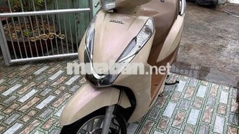 Honda Lead Vàng kem