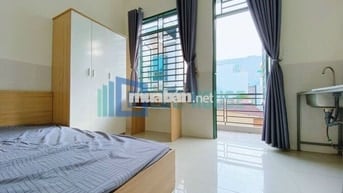 Phòng Ban Công rộng, đẹp đối diện Etown Cộng Hòa, Phường 13 cũ, TB