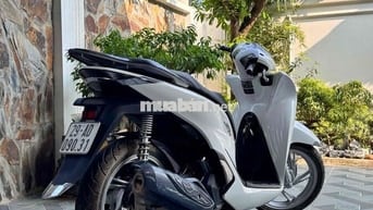Honda SH Trắng 10989 km