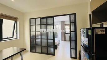 CHO THUÊ CĂN HỘ MỚI 100% NGAY BIỂN MÂN THÁI, TÒA NHÀ MỚI, CÓ THANG MÁY