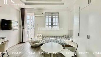 Căn Hộ Ban Công Full Nội Thất – Trung Tâm Quận 1 – Khu Tân Định Gần Q3