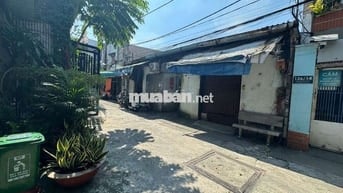 CẦN bán gầp 2 lô Đầt P ĐHT .Q12. DT 10 x 20   thổ cư .sổ hồng riêng