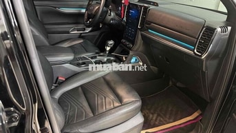 Ford Everest 2022 Titanium Đen