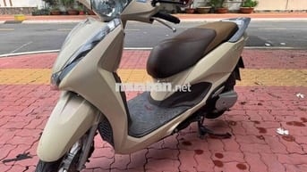 Honda Lead Vàng cát
