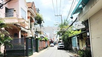 Chính chủ bán hoặc cho thuê nhà mới oto trong nhà.