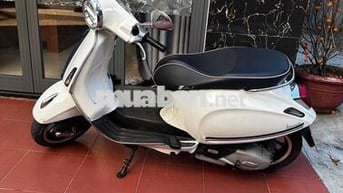 Piaggio Vespa màu Trắng