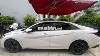 Hyundai Elantra 2024 Trắng