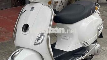 Piaggio Vespa LX 125 Trắng ie tiết kiệm xăng
