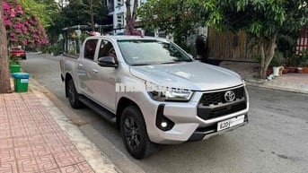 Toyota Hilux 2025 2.4AT 26.000km xe gia đình ít đi