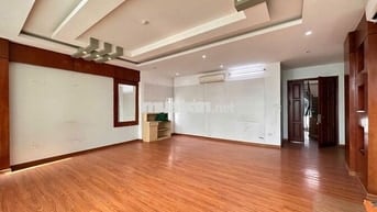 Văn phòng 50m2, tại Nguyễn Trãi - Thanh Xuân giá chỉ 6 triệu/th