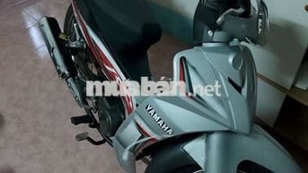 Yamaha Sirius Thể thao Bạc