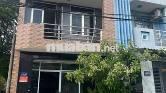 Cần Cho thuê nhà  P THT Q12 .DT 5 x18 1 trẻt 2Lầu 4PN 4WS giá 15 triệu