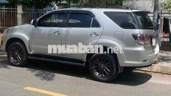 Toyota Fortuner 2015 Bạc 350.000 km