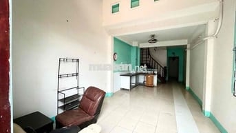 CHÍNH CHỦ CHO THUÊ NHÀ NGUYÊN CĂN, MỘT TRỆT MỘT MÊ LỬNG KIÊN CỐ HẺM MA
