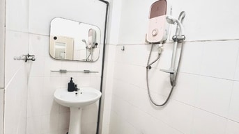 Cho thuê mặt băng kinh doanh mặt tiền đường Lý Thái Tổ quận 3