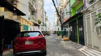 HXT cộng hòa, 4x12, 1T 1L, 2PN 2WC 