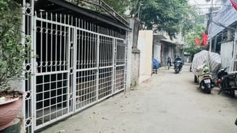 Đường Bưởi – Ba Đình – Ô TÔ Tránh 125 m2 – 5 Tầng – MT 4.5 M -giá 32.3