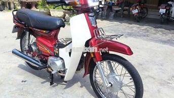 Honda Dream Đỏ trắng