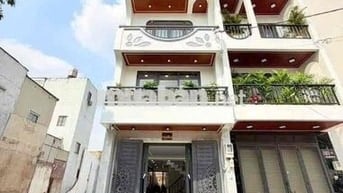 nhà chính chủ cần bán 4M x 20M đúc 5 tấm q12. TPHCM