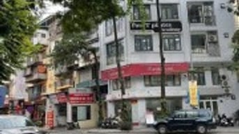 Cho thuê nhà Nguyên Căn Mặt phố Vạn Bảo - Vạn Phúc - Ba đình 
