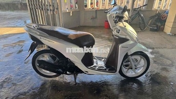 Honda Vision Trắng