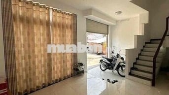 NHÀ 3 PHÒNG HẺM LÝ CHIÊU HOÀNG DT 8M X 14M