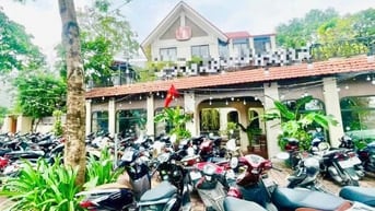 BIỆT THỰ TRỤC KINH DOANH LÊ VĂN LƯƠNG_LÔ GÓC 2 MẶT TIỀN_370m_148,99 ty