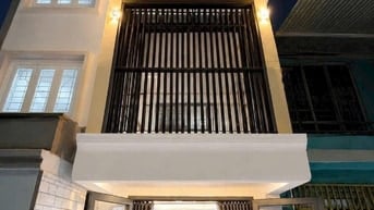 NHÀ MỚI ĐẸP NGAY KHU THỊ NGHÈ. 
