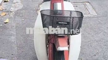 Honda Cub DD Đỏ xe zin nhiều