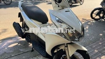 Honda Air Blade Thể thao Trắng đẹp như mới