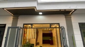 BÁN NHÀ GẦN HÓC MÔN ĐƯỜNG XE HƠI SÁT CHỢ - GIÁ CHỐT 8XX TRẢ TRƯỚC 700