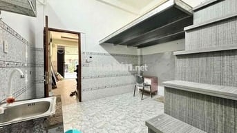CHO THUÊ PHÒNG TRỌ CÓ GÁC RỘNG RÃI SẴN NỘI THẤT GẦN ĐẠI HỌC VĂN HIẾN