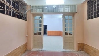 Cho thuê nhà ở kết hợp kinh doanh làm văn phòng ở Hoàng Quốc Việt