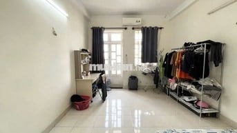 67,5 M2 PHẠM VĂN CHIÊU . 20M RA MẶT TIỀN , GẦN BỜ KÈ