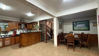 Bán nhà Yên Lãng, Đống Đa - Ô tô đỗ cửa, kinh doanh đỉnh, 27m2, giá 6.