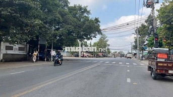 NGỘP BÁN GẤP LÔ ĐẤT 106M2 MẶT TIỀN BÙI THỊ XUÂN FULL THỔ CƯ