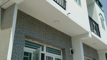 Bán nhà Long Hậu dtsd 140m, xây làm 2 căn, cạnh SG Village, T&T