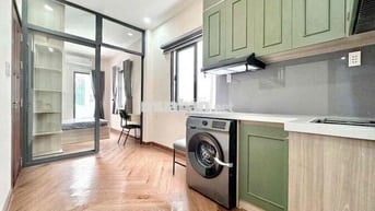 Cho thuê căn hộ 50m2 ban công máy giặt riêng đường Xô Viết Nghệ Tĩnh